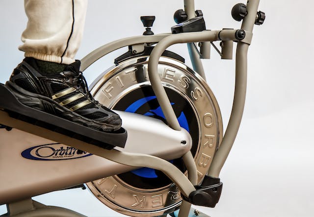 The Benefits of Home Ellipticals During the Cooler Fall Months